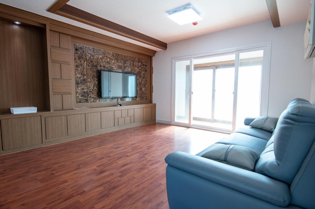 White Dream Pension Jeju Exterior photo